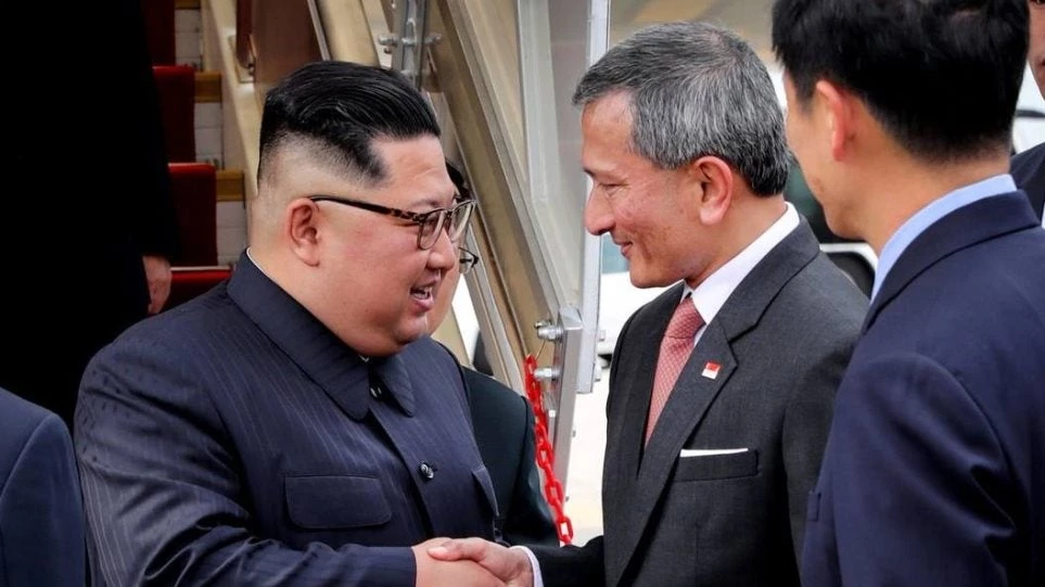 Στη Σιγκαπούρη έφτασε ο Κιμ Γιονγκ Ουν (εικόνα)